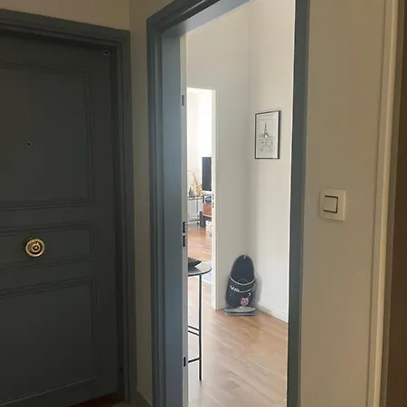 Apartment Terrasse Zen - Confort Nature & Accessibilite - 4 Personnes - Parking Gratuit - 20 Min De Paris Asnieres-sur-Seine