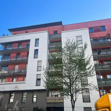 Terrasse Zen - Confort Nature & Accessibilite - 4 Personnes - Parking Gratuit - 20 Min De Paris Apartment