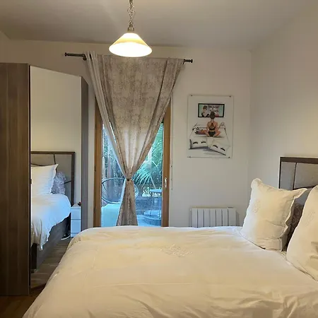 Apartment Terrasse Zen - Confort Nature & Accessibilite - 4 Personnes - Parking Gratuit - 20 Min De Paris Asnieres-sur-Seine